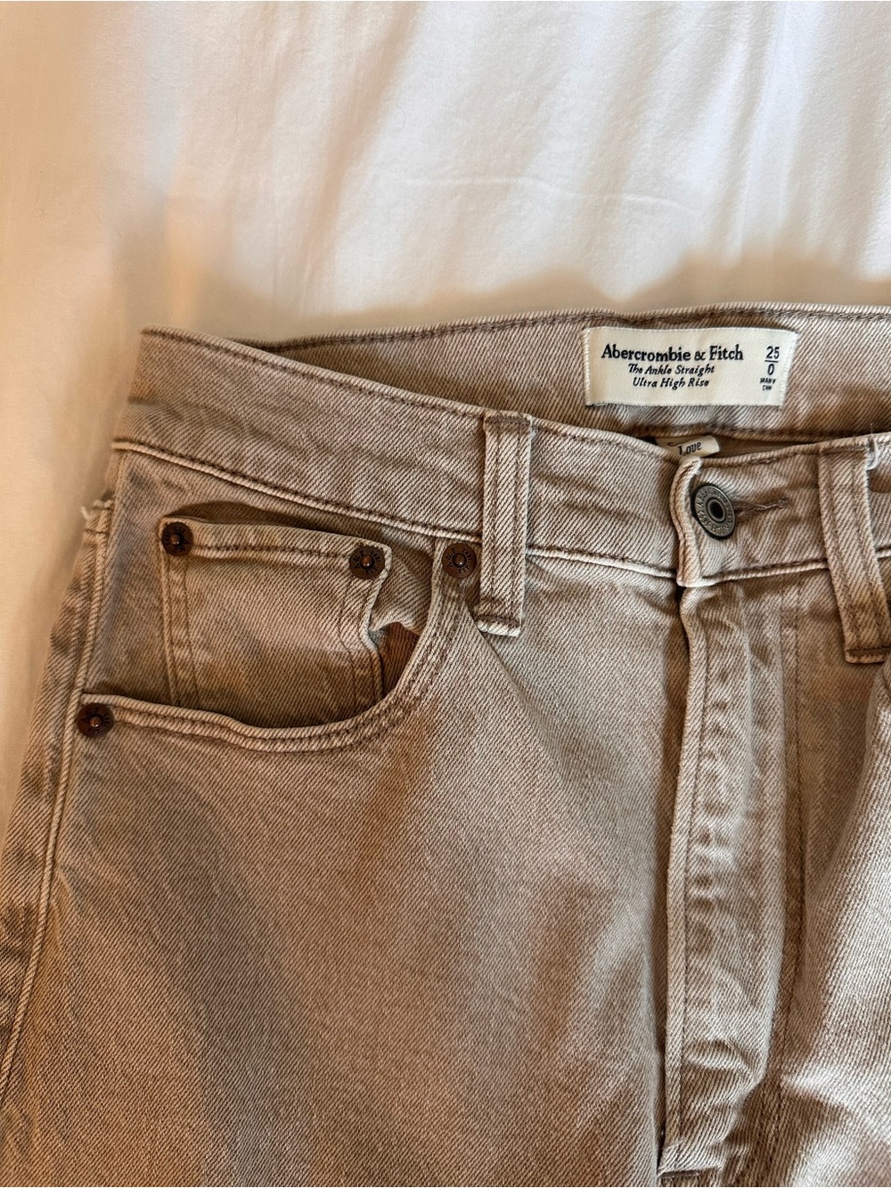 Abercrombie & Fitch Ankle Straight Jeans - Taupe - Picture 2 of 5
